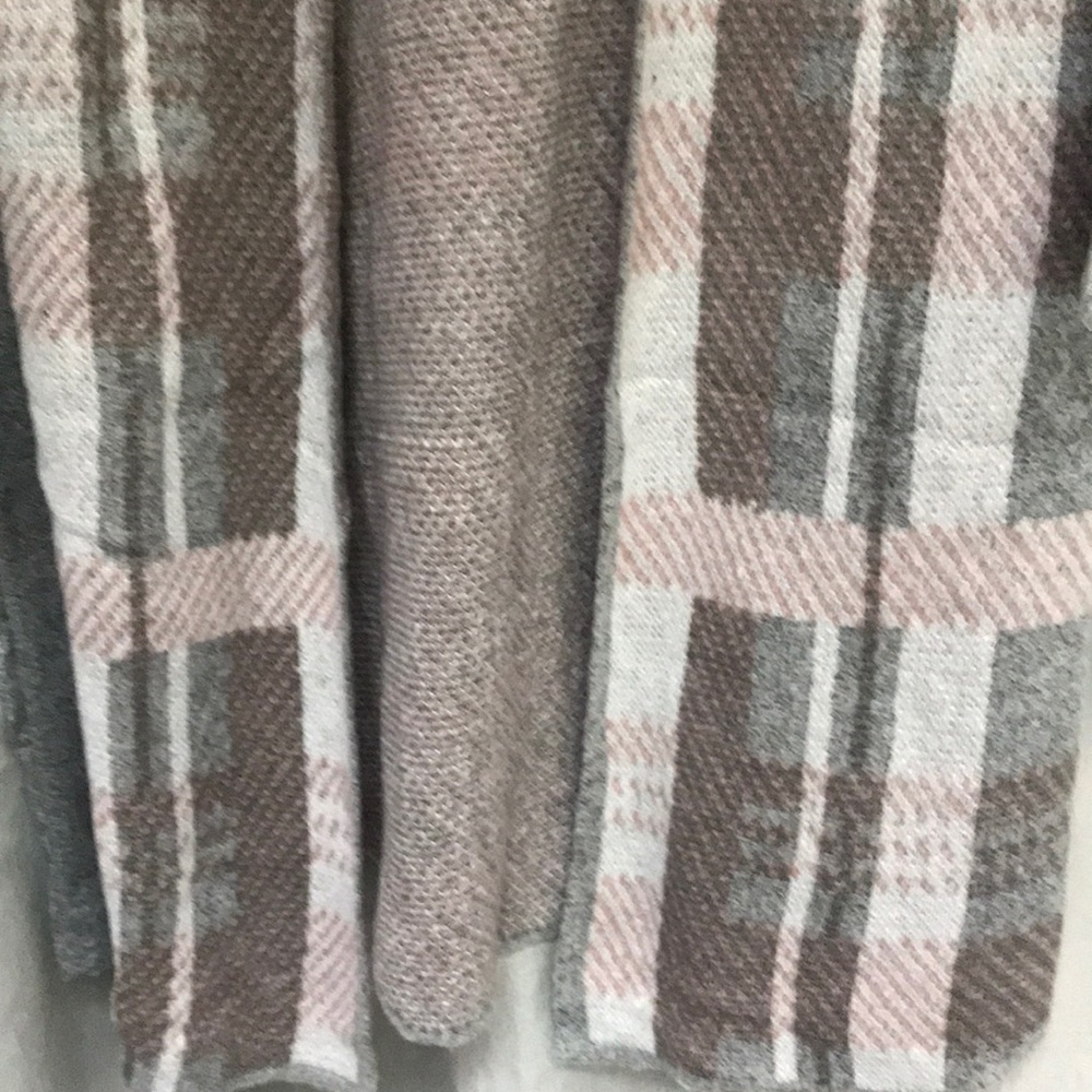 Pink/grey shacket - Picture 3 of 14